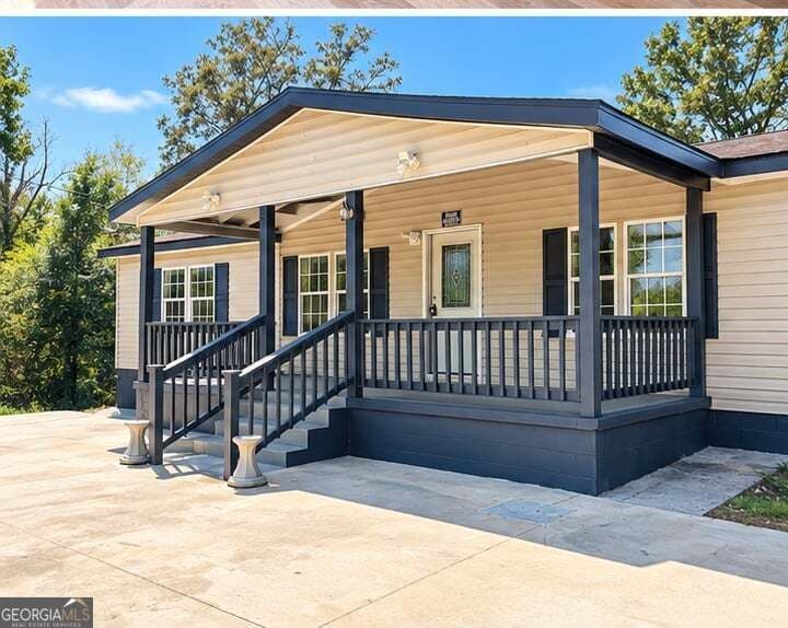 5 bedroom, 3 bathroom, 2,304 sq ft manufactured home,single family residence for sale at 2737 Old Gray Highway, Macon, GA 31211 — photo 3