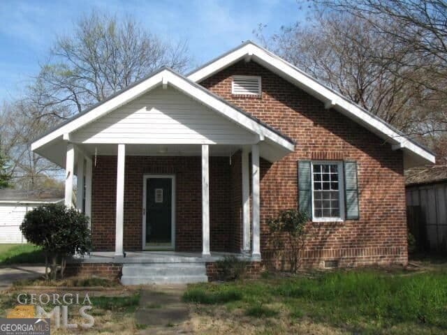 2 bedroom, 1 bathroom, 1,272 sq ft single family residence for rent at 15 Oak Street, Rome, GA 30161 for $1,100 a month