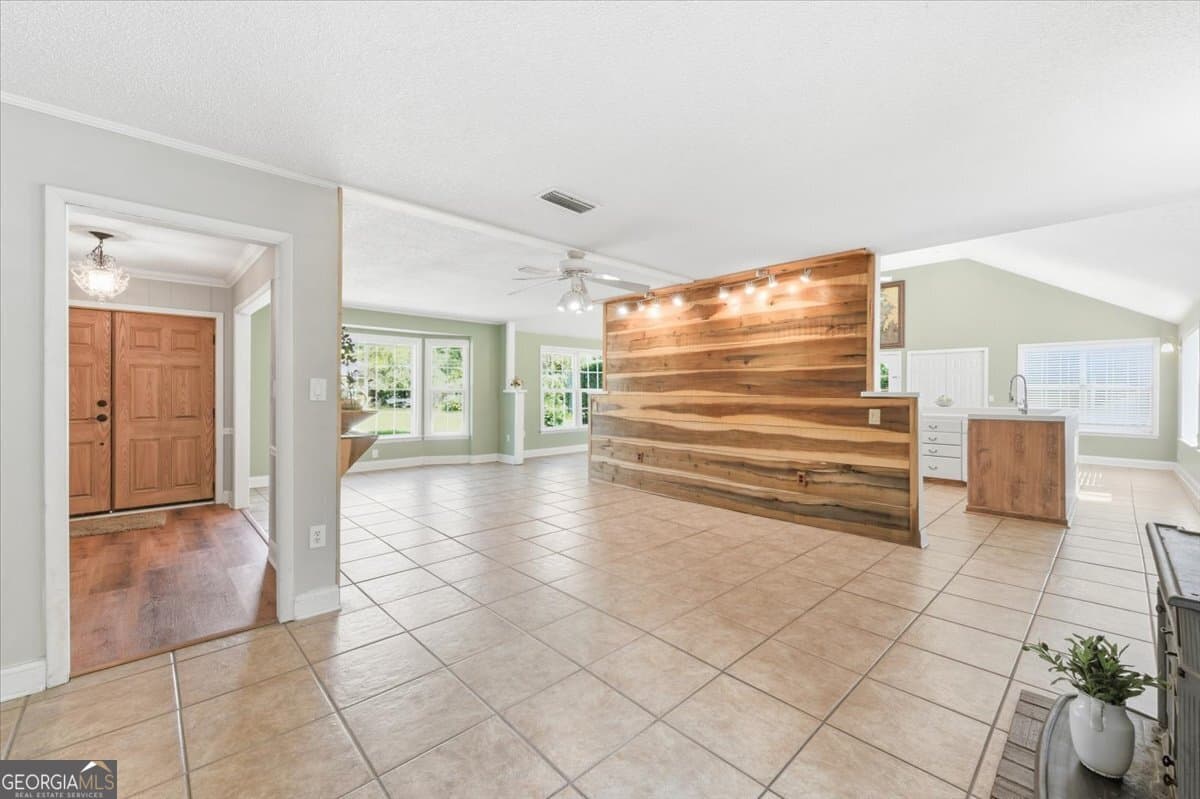 4 bedroom, 3 bathroom, 3,000 sq ft single family residence for sale at 230 Yacht Road, Brunswick, GA 31525 — photo 9