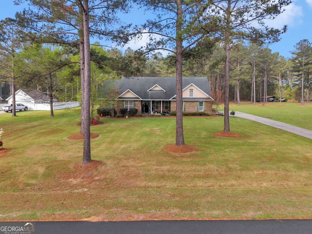 5 bedroom, 3 bathroom, 3,041 sq ft single family residence for sale at 315 Old Pine Road, Dudley, GA 31022 — photo 7