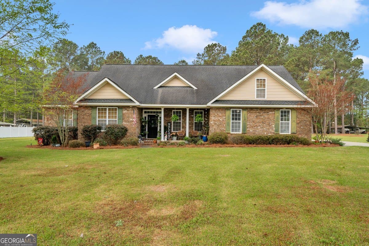 5 bedroom, 3 bathroom, 3,041 sq ft single family residence for sale at 315 Old Pine Road, Dudley, GA 31022