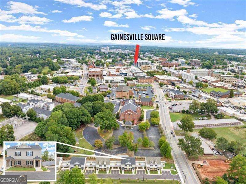 3 bedroom, 2.5 bathroom, 1,518 sq ft townhouse for rent at 510 Washington Street 498, Gainesville, GA 30501 for $2,100 a month — photo 3