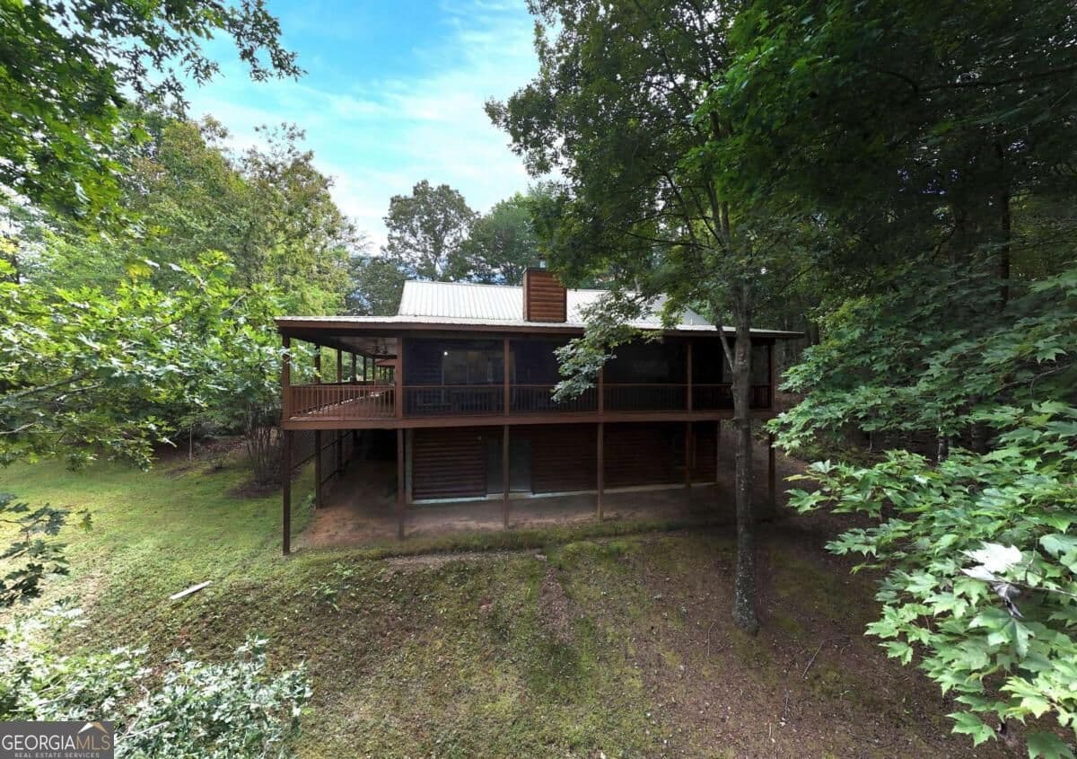 3 bedroom, 2 bathroom cabin,single family residence for sale at 364 Brasstown Hills Road, Other-North Carolina, NC 28902 — photo 4