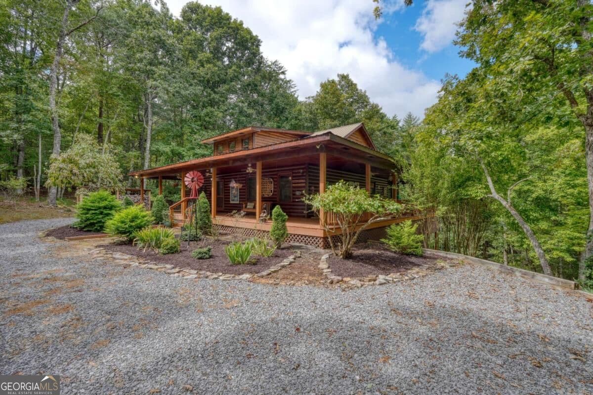 3 bedroom, 2 bathroom cabin,single family residence for sale at 364 Brasstown Hills Road, Other-North Carolina, NC 28902 — photo 8