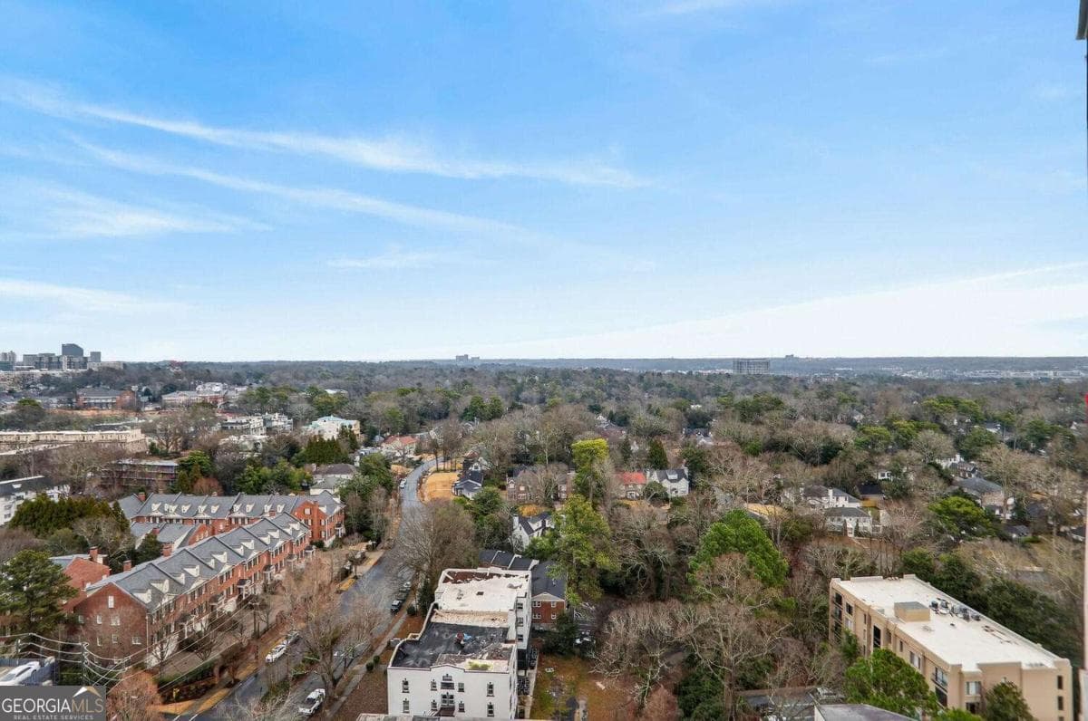 2 bedroom, 2.5 bathroom, 1,680 sq ft condominium for sale at 2795 Peachtree Road 1509, Atlanta, GA 30305 — photo 8