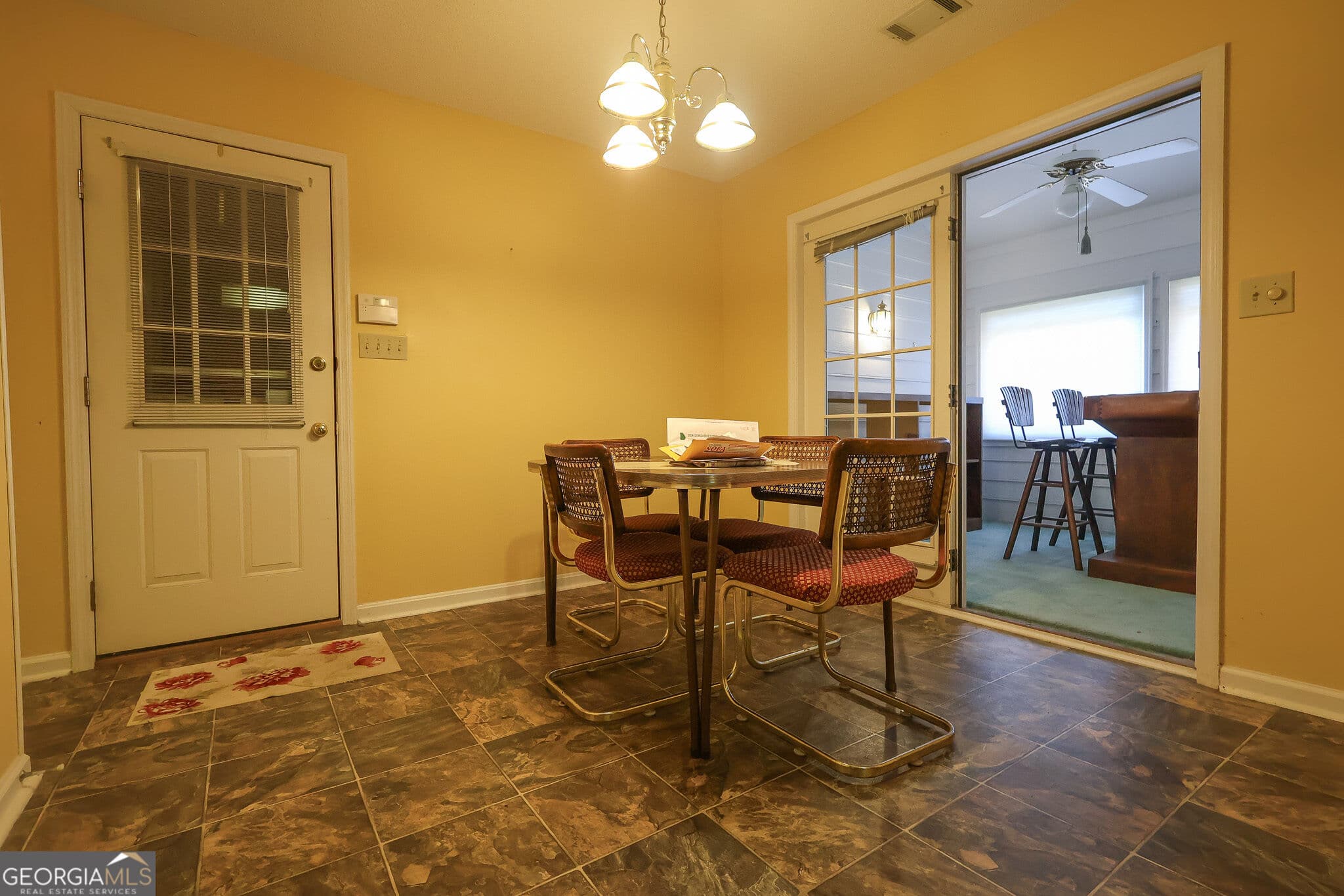 3 bedroom, 2 bathroom, 1,797 sq ft single family residence for sale at 104 Arbour Court, Warner Robins, GA 31088 — photo 9