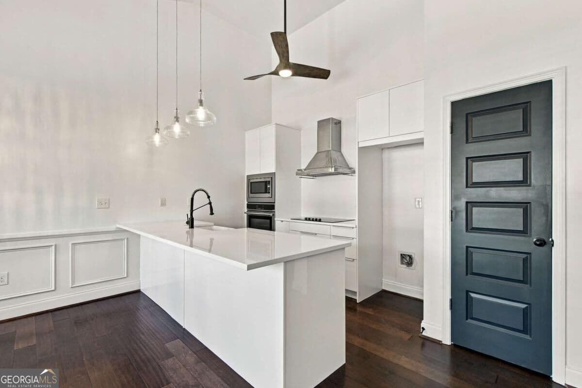 2 bedroom, 2.5 bathroom, 1,450 sq ft single family residence for sale at 6165 Garden Circle, Douglasville, GA 30135 — photo 5