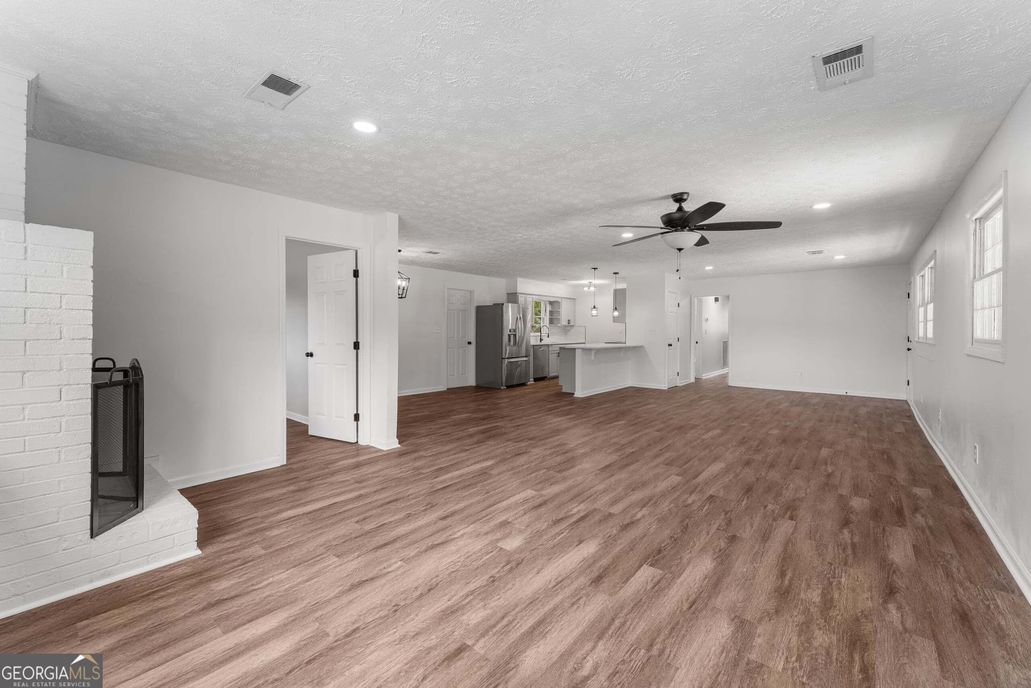 4 bedroom, 2 bathroom, 1,666 sq ft single family residence for sale at 4430 NORCROSS Drive, Columbus, GA 31907 — photo 4