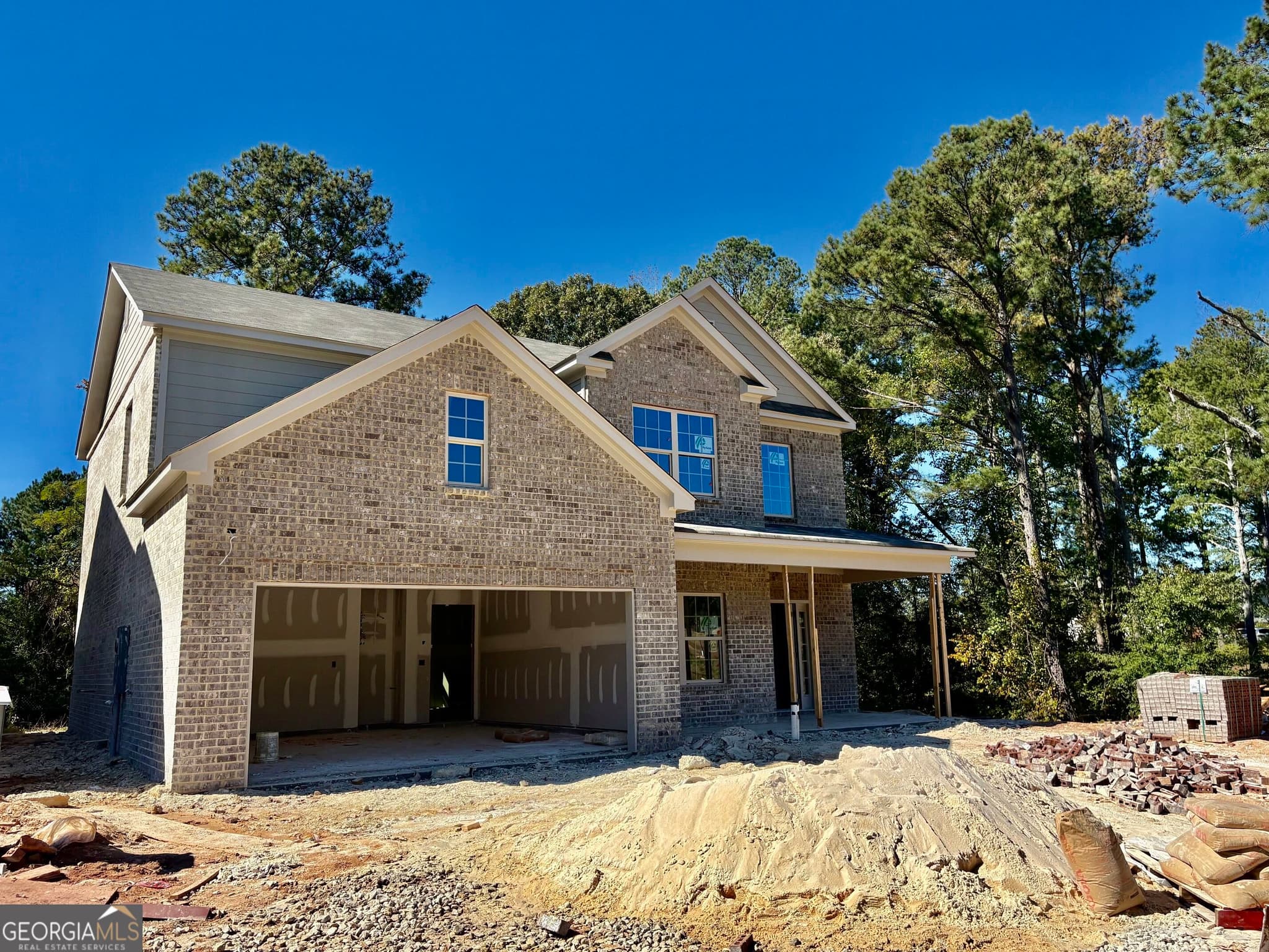 4 bedroom, 3.5 bathroom single family residence for sale at 966 Lakeview Oaks Court 27-B, Grayson, GA 30017 — photo 2
