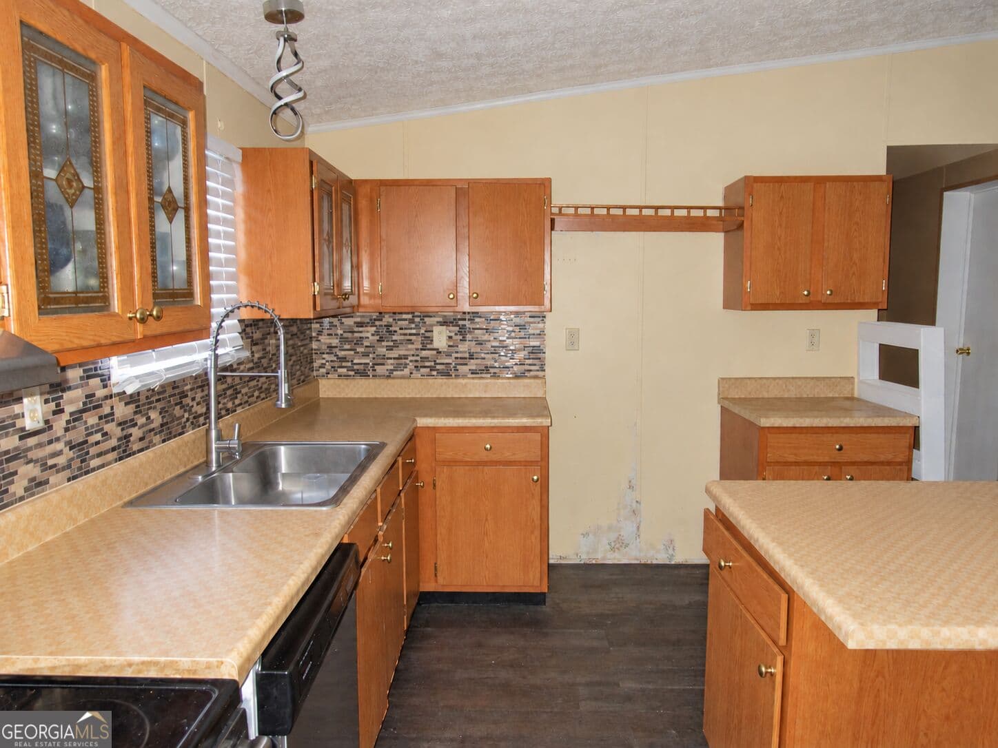 3 bedroom, 2 bathroom, 1,568 sq ft manufactured home,single family residence for sale at 8 Oakmont Drive, Tennille, GA 31089 — photo 7