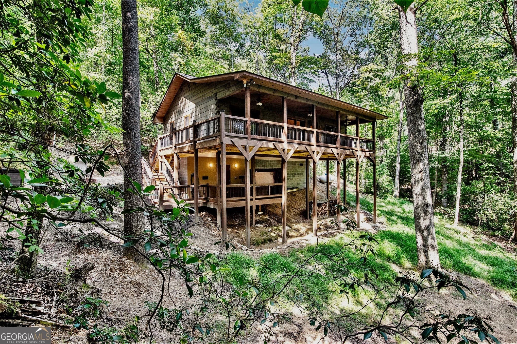 2 bedroom, 2 bathroom, 912 sq ft cabin,single family residence for sale at 680 Hidden Lake Drive, Cherry Log, GA 30522 — photo 2