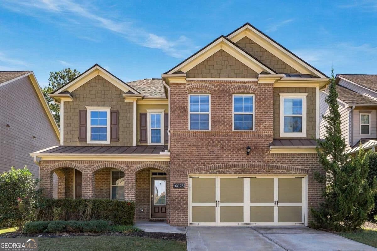 4 bedroom, 2.5 bathroom, 2,758 sq ft single family residence for sale at 6623 Rivergreen Road, Flowery Branch, GA 30542 — photo 2