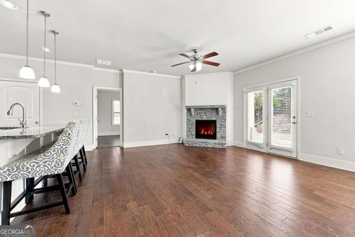 4 bedroom, 2.5 bathroom, 2,758 sq ft single family residence for sale at 6623 Rivergreen Road, Flowery Branch, GA 30542 — photo 5