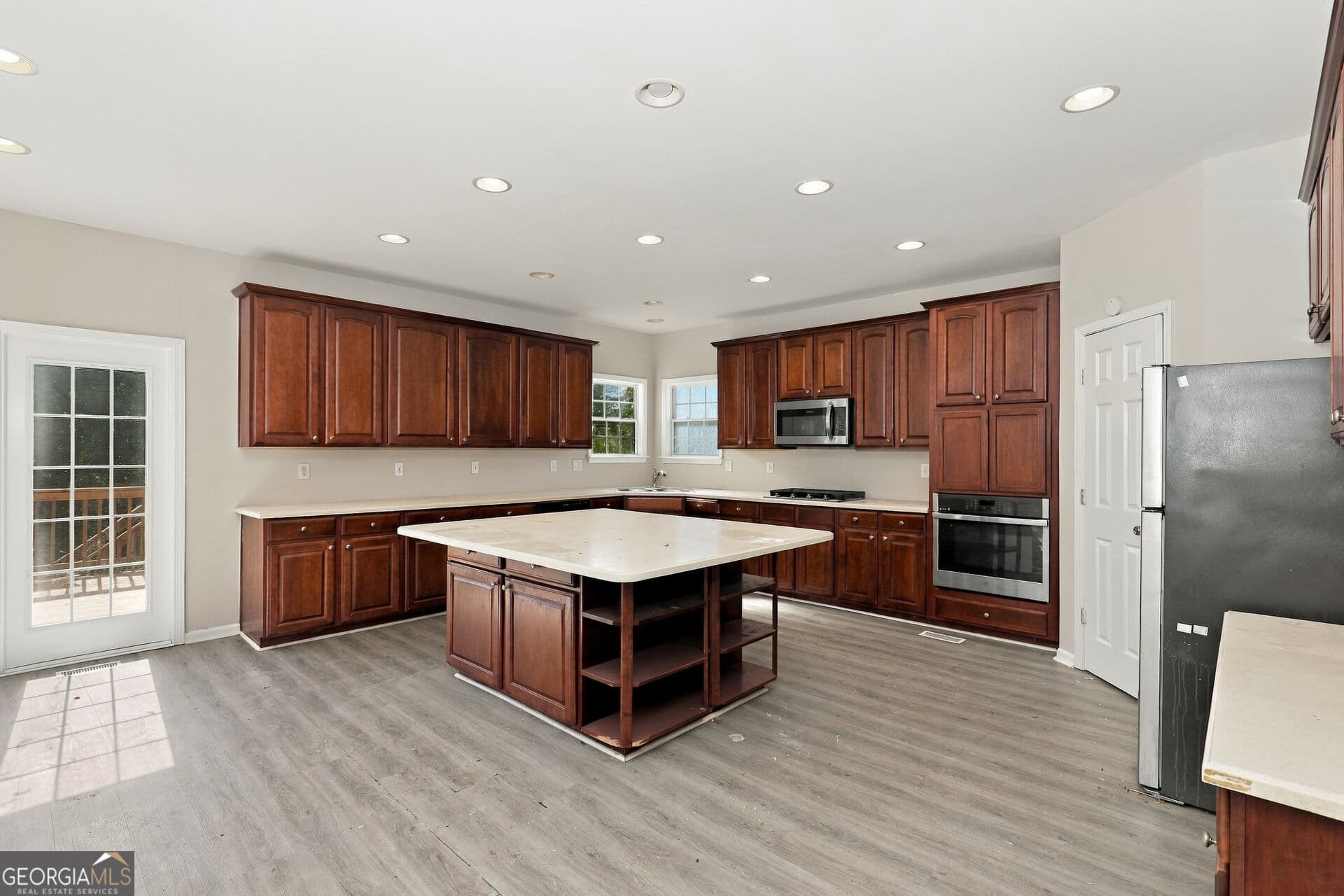 5 bedroom, 3 bathroom, 3,363 sq ft single family residence for sale at 1481 Granby Lane, Locust Grove, GA 30248 — photo 7
