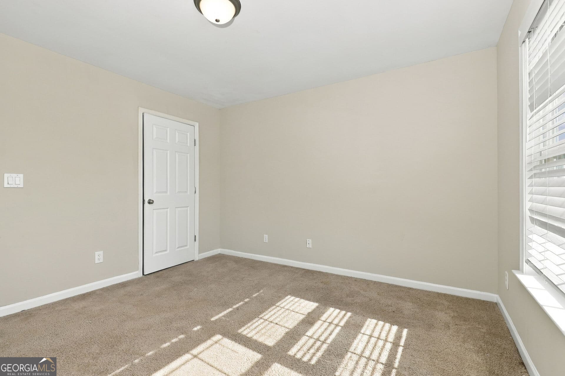 5 bedroom, 3 bathroom, 3,363 sq ft single family residence for sale at 1481 Granby Lane, Locust Grove, GA 30248 — photo 9