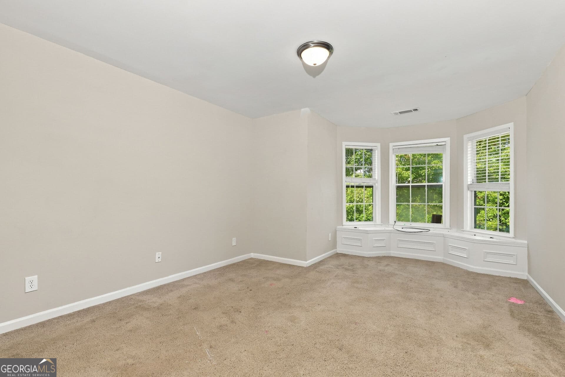 5 bedroom, 3 bathroom, 3,363 sq ft single family residence for sale at 1481 Granby Lane, Locust Grove, GA 30248 — photo 10