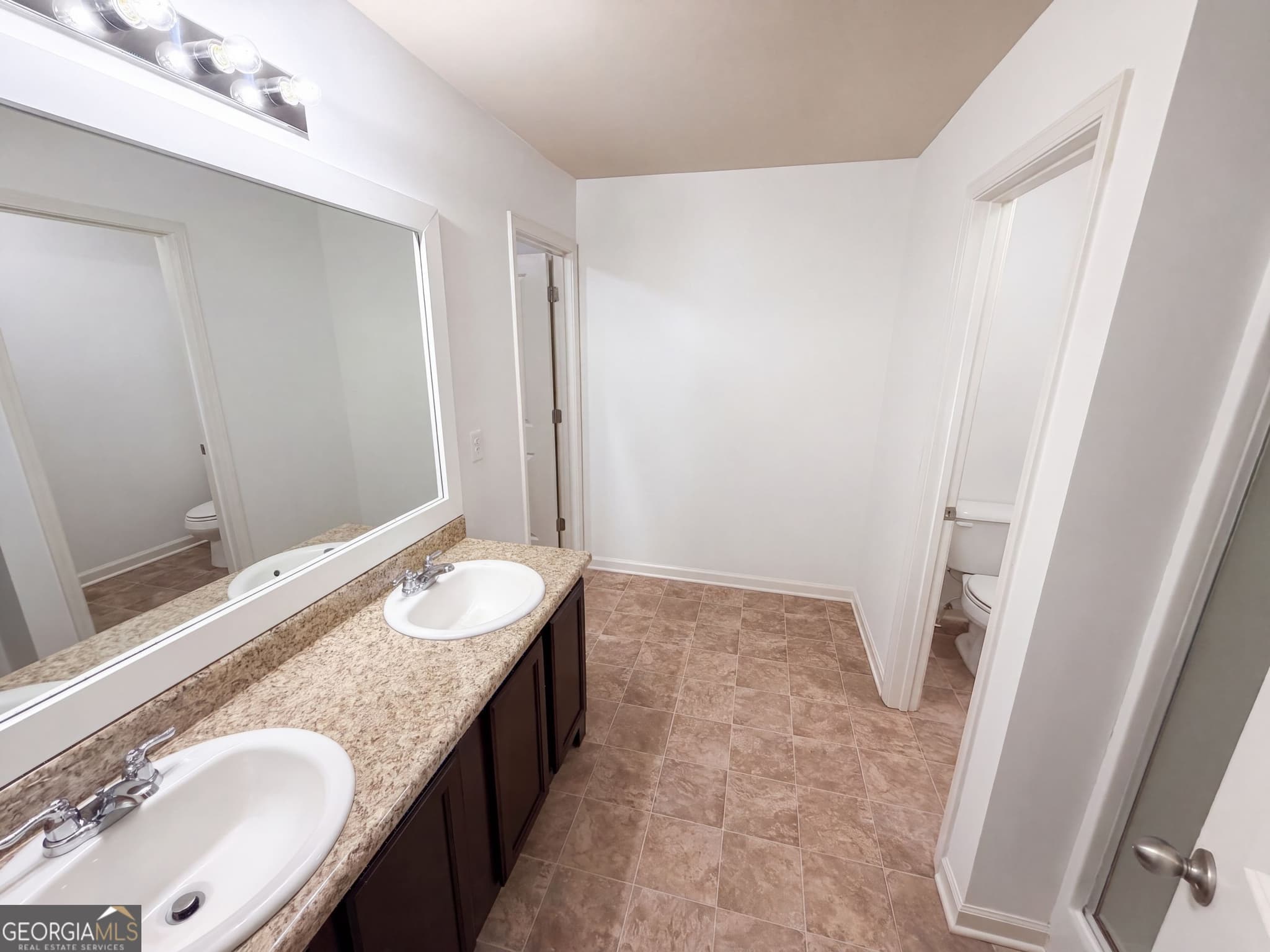 3 bedroom, 2.5 bathroom, 1,866 sq ft single family residence for sale at 106 Southwind Circle, Newnan, GA 30265 — photo 10