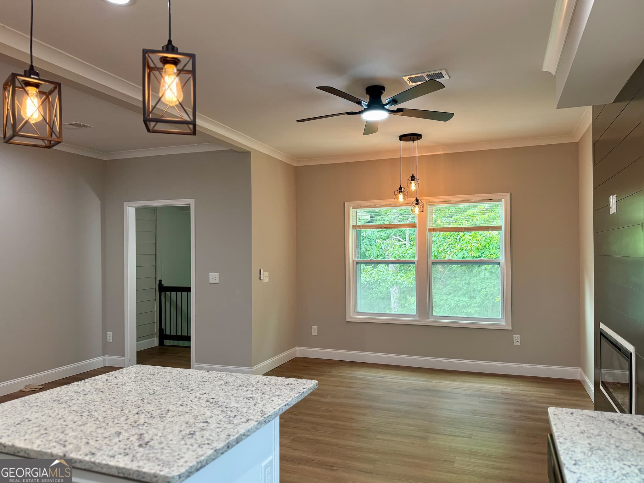 5 bedroom, 5 bathroom, 2,250 sq ft duplex for rent at 232 Brad Street A, Royston, GA 30662 for $2,000 a month — photo 6