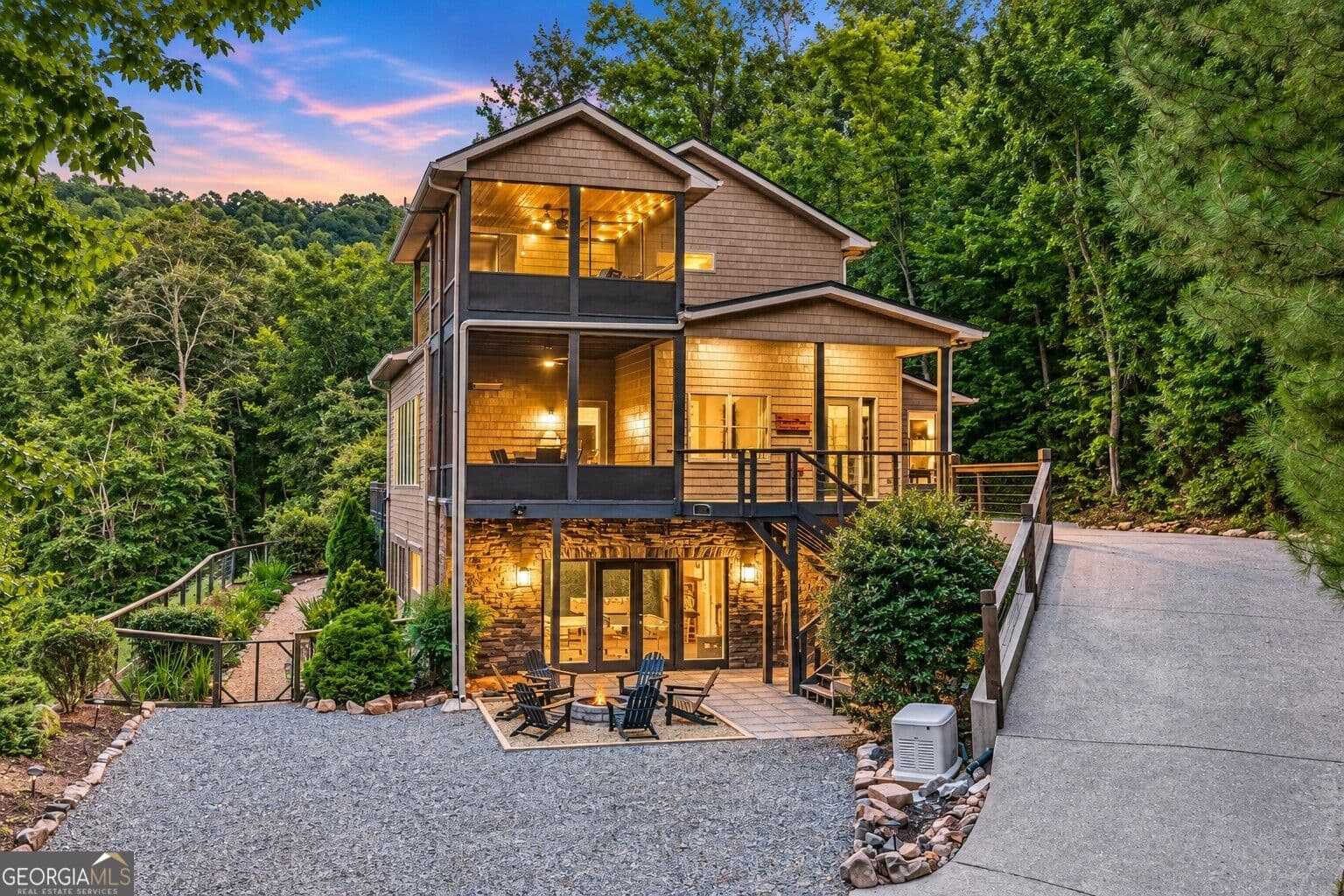 4 bedroom, 4 bathroom, 3,395 sq ft single family residence for sale at 723 Ripshin Heights, Blue Ridge, GA 30513 — photo 2