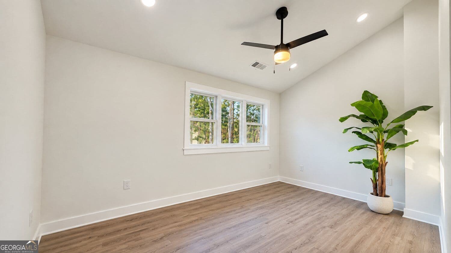 4 bedroom, 3.5 bathroom, 3,027 sq ft single family residence for sale at 7947 Post Road, Winston, GA 30187 — photo 10