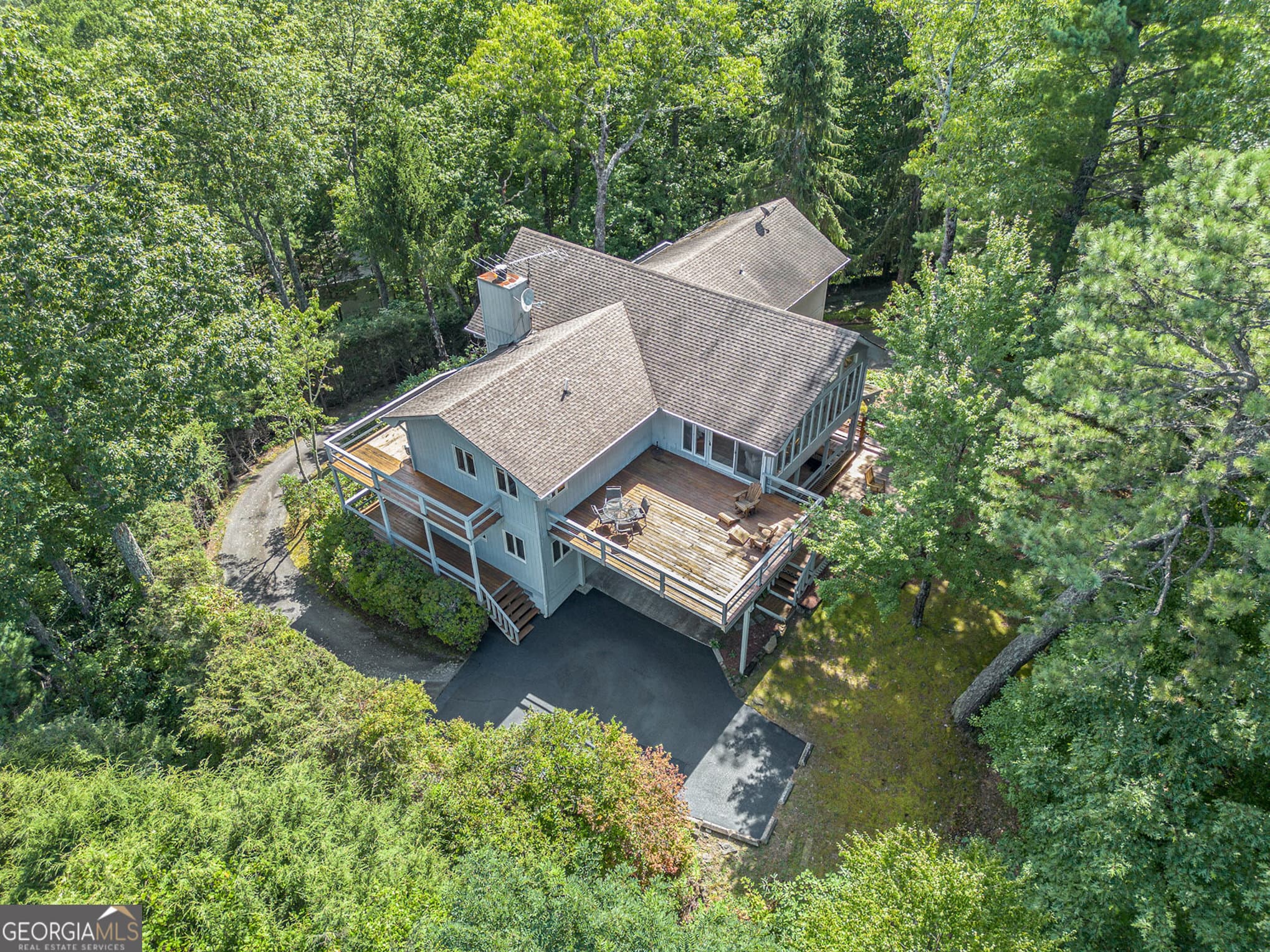 4 bedroom, 4 bathroom, 3,200 sq ft single family residence for sale at 388 Alex Mountain Drive, Sky Valley, GA 30537 — photo 5