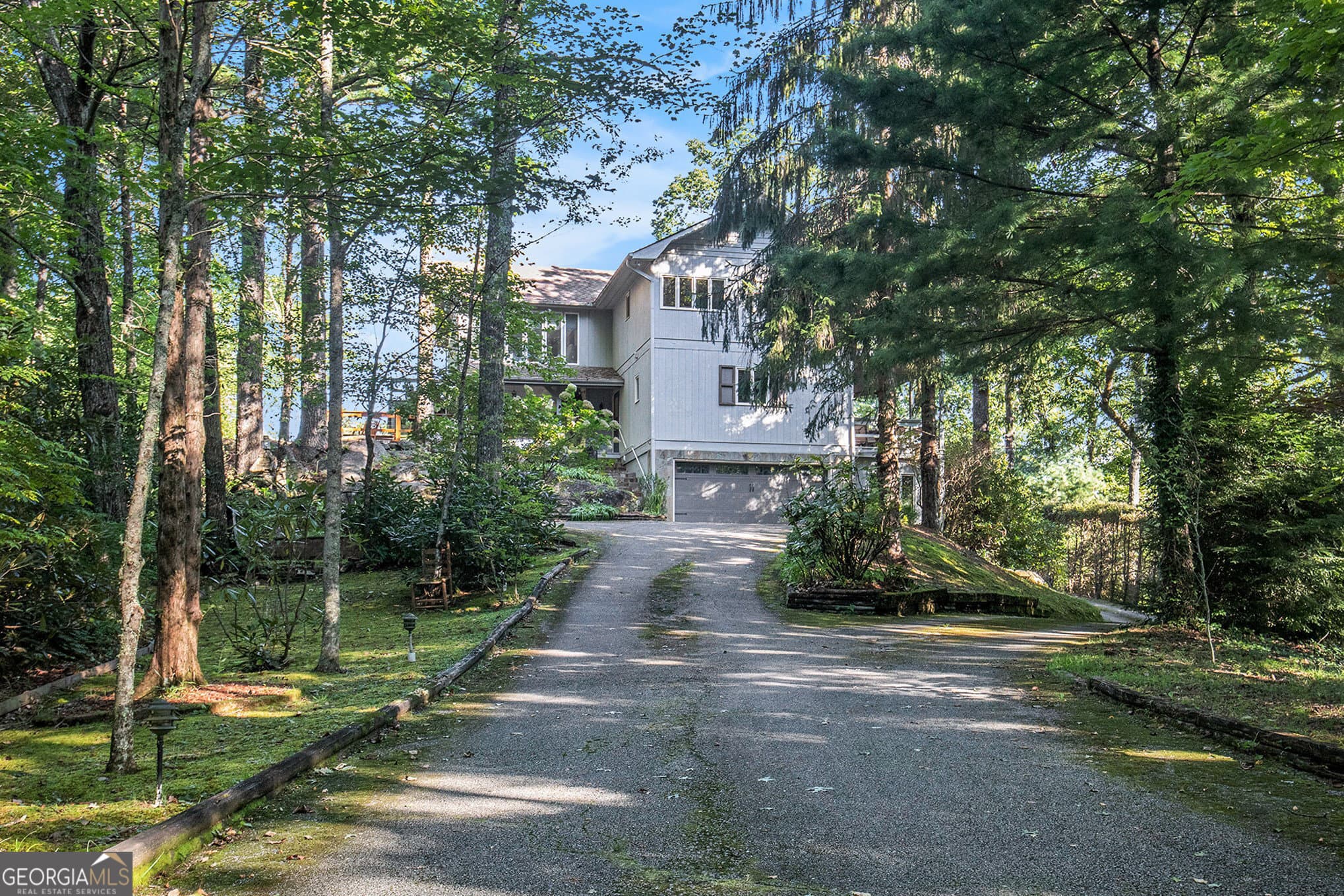 4 bedroom, 4 bathroom, 3,200 sq ft single family residence for sale at 388 Alex Mountain Drive, Sky Valley, GA 30537 — photo 8