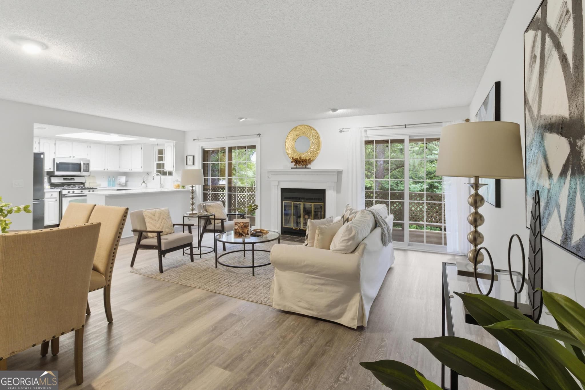 2 bedroom, 2 bathroom, 1,326 sq ft condominium sold at 23 CHELSEA Court, Avondale Estates, GA 30002