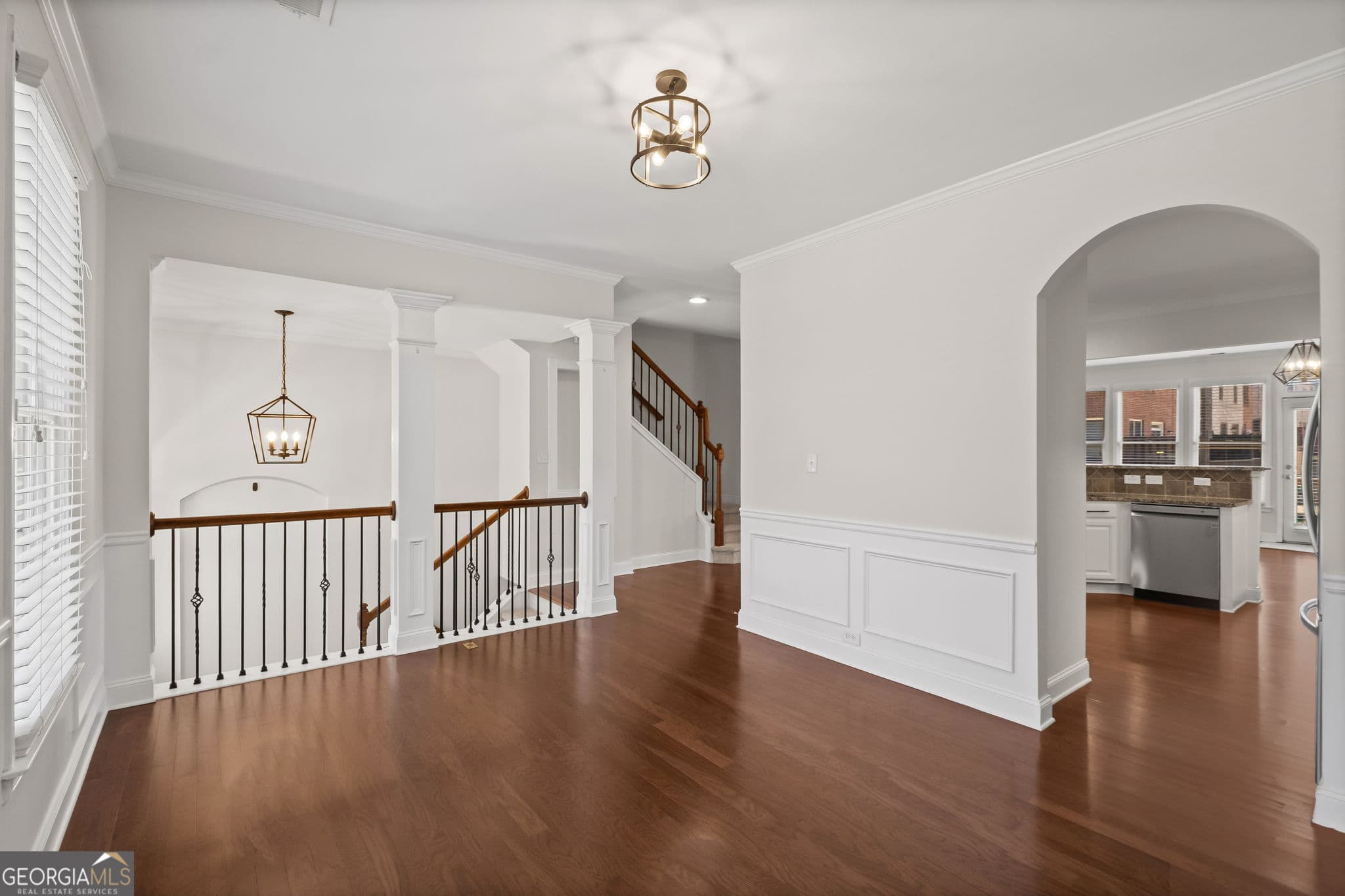 4 bedroom, 3.5 bathroom, 2,496 sq ft townhouse for sale at 416 Fieldview Way, Milton, GA 30004 — photo 6