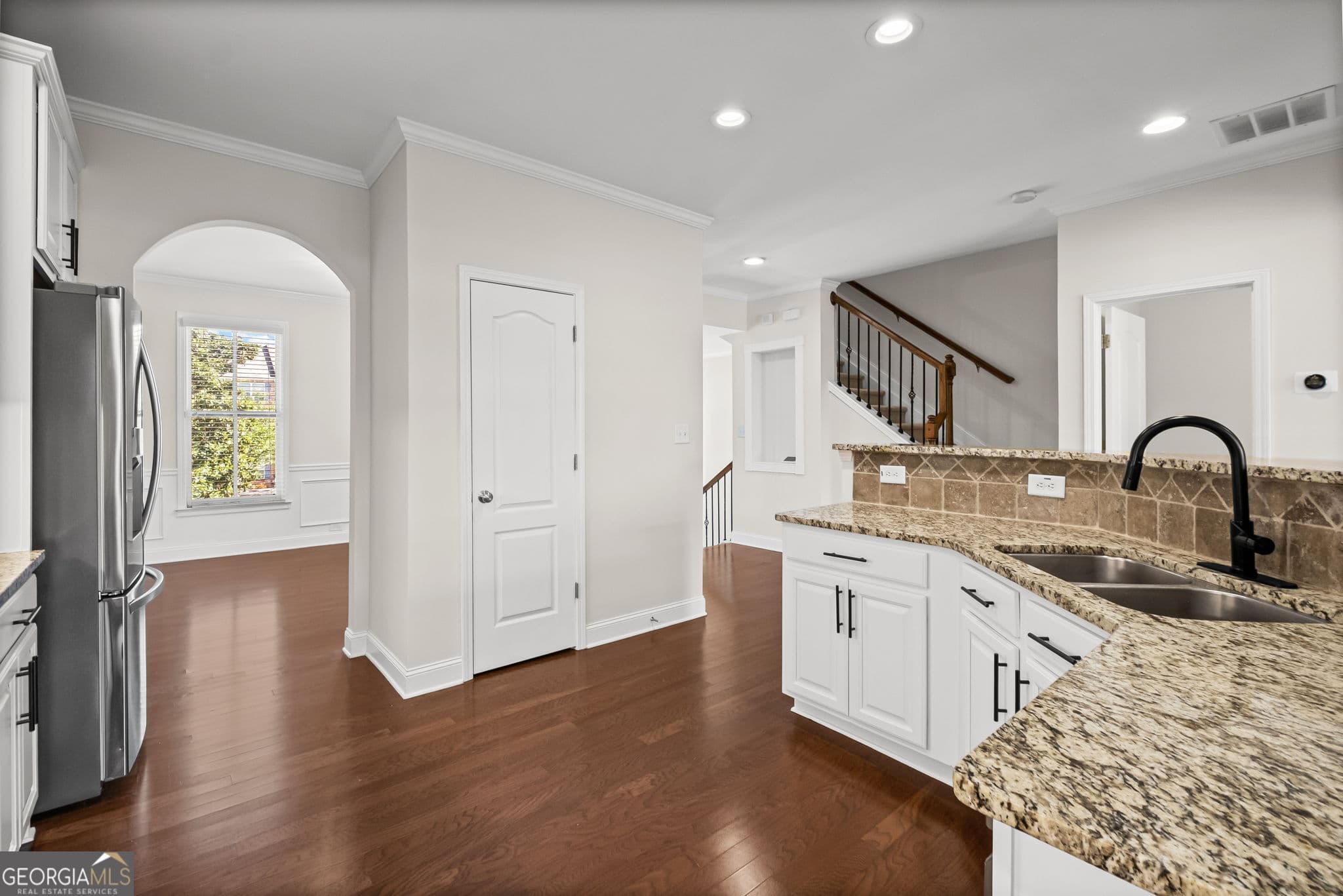 4 bedroom, 3.5 bathroom, 2,496 sq ft townhouse for sale at 416 Fieldview Way, Milton, GA 30004 — photo 9