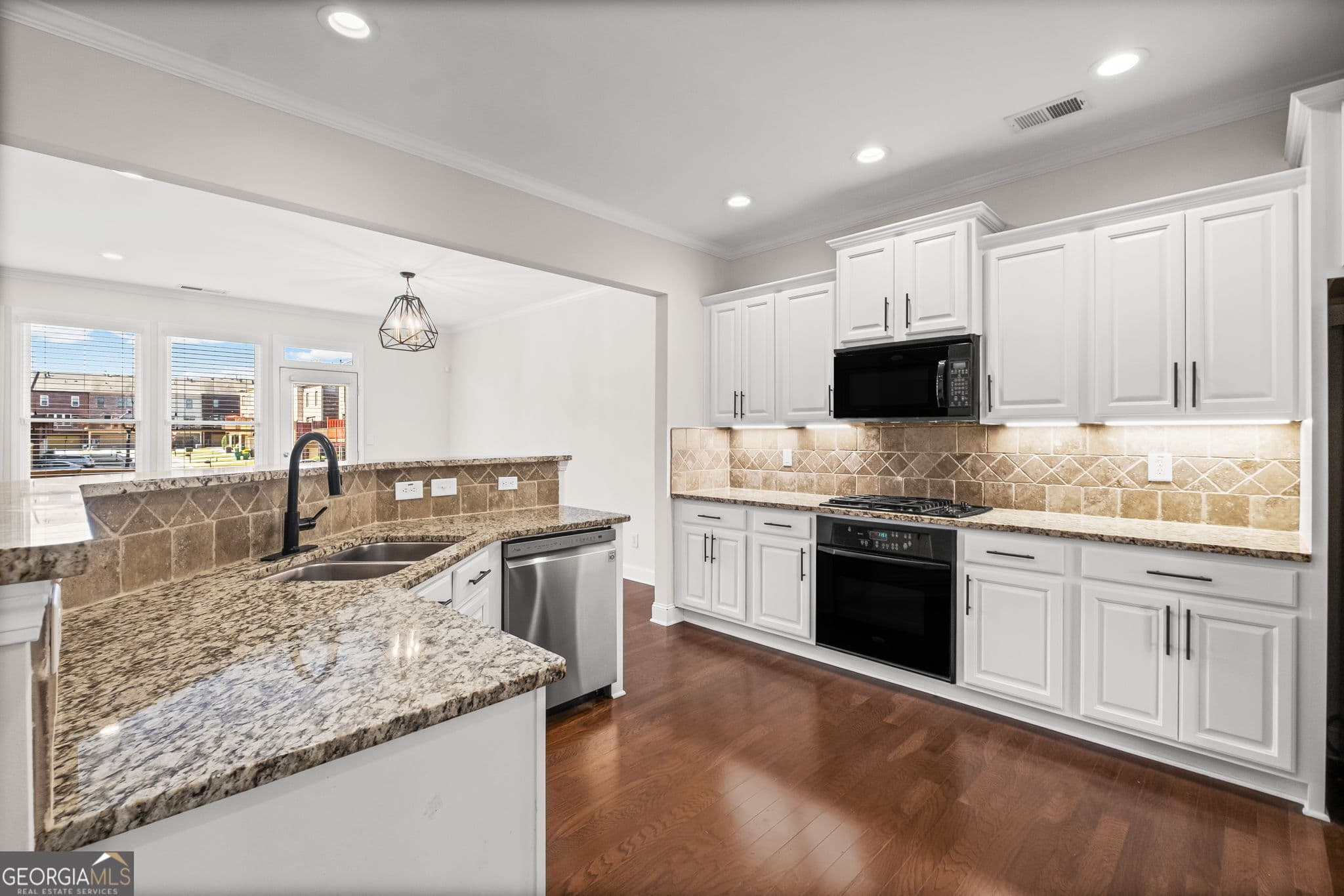 4 bedroom, 3.5 bathroom, 2,496 sq ft townhouse for sale at 416 Fieldview Way, Milton, GA 30004 — photo 10