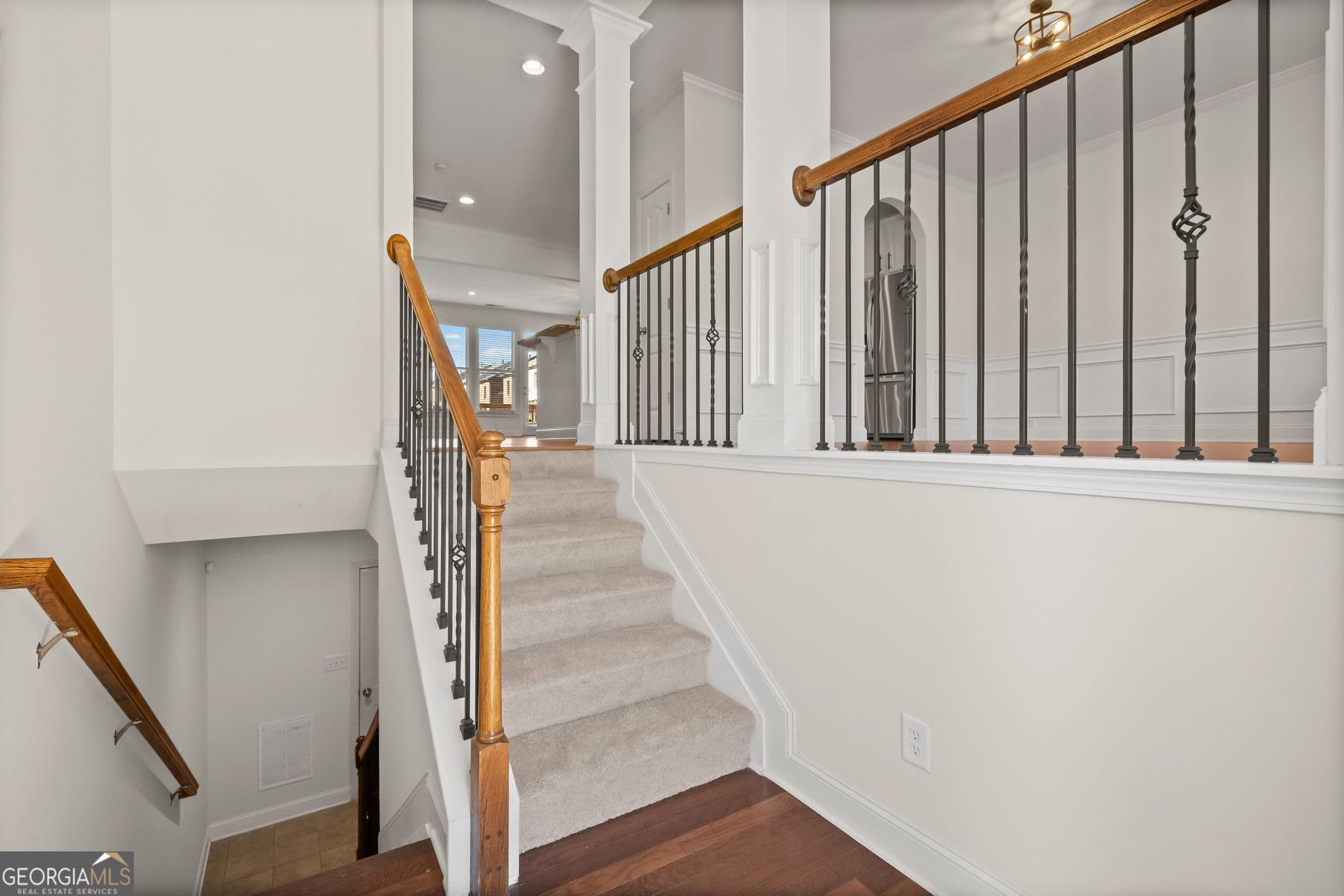 4 bedroom, 3.5 bathroom, 2,496 sq ft townhouse for sale at 416 Fieldview Way, Milton, GA 30004 — photo 4