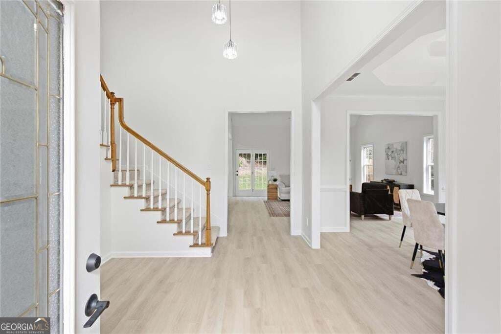 4 bedroom, 2.5 bathroom, 2,707 sq ft single family residence for sale at 890 Hiram Davis Road, Lawrenceville, GA 30045 — photo 3