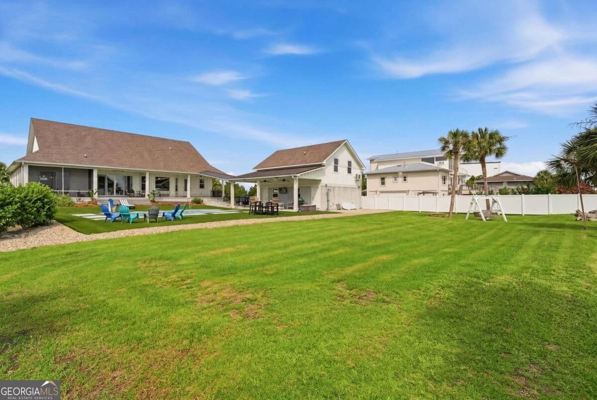 5 bedroom, 4 bathroom, 3,047 sq ft single family residence for sale at 102 Talahi Lane, Brunswick, GA 31520 — photo 8