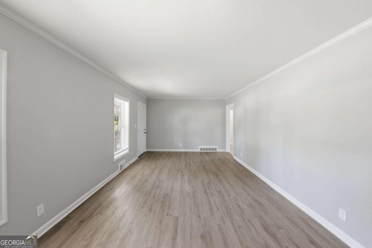 3 bedroom, 2 bathroom, 1,742 sq ft single family residence for sale at 1939 Shepherd Circle, Atlanta, GA 30311 — photo 9