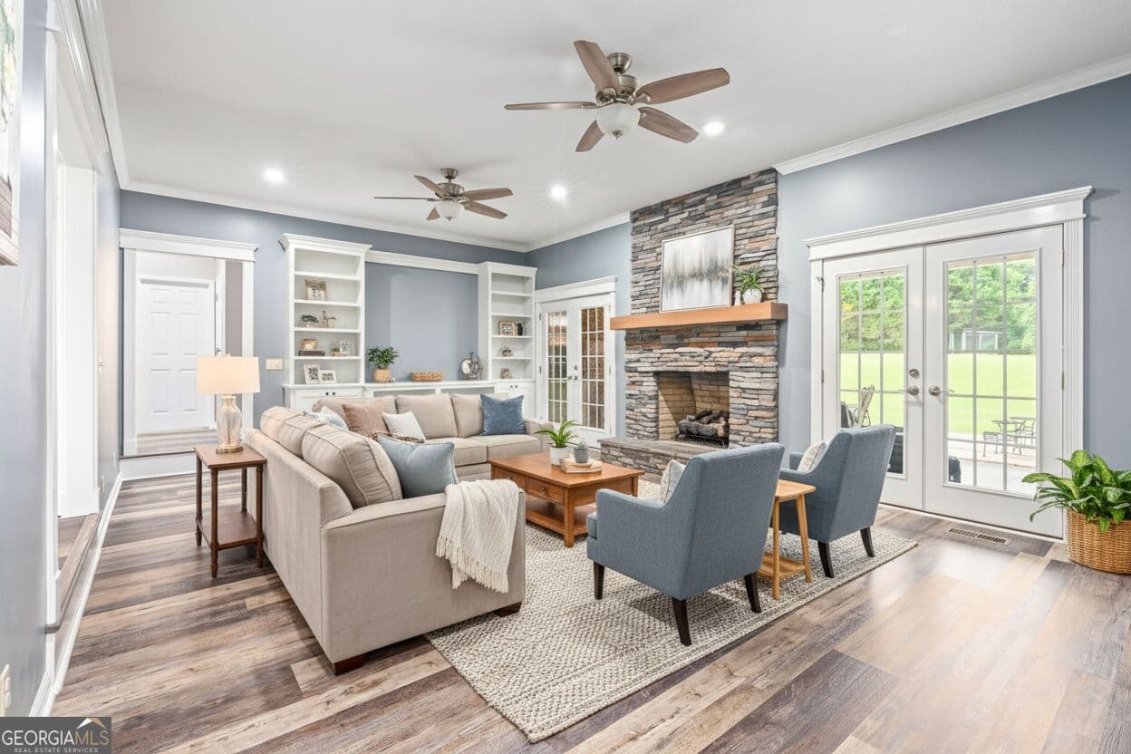 5 bedroom, 3.5 bathroom, 4,119 sq ft single family residence for sale at 174 Oakview Way, Roanoke, AL 36274 — photo 4