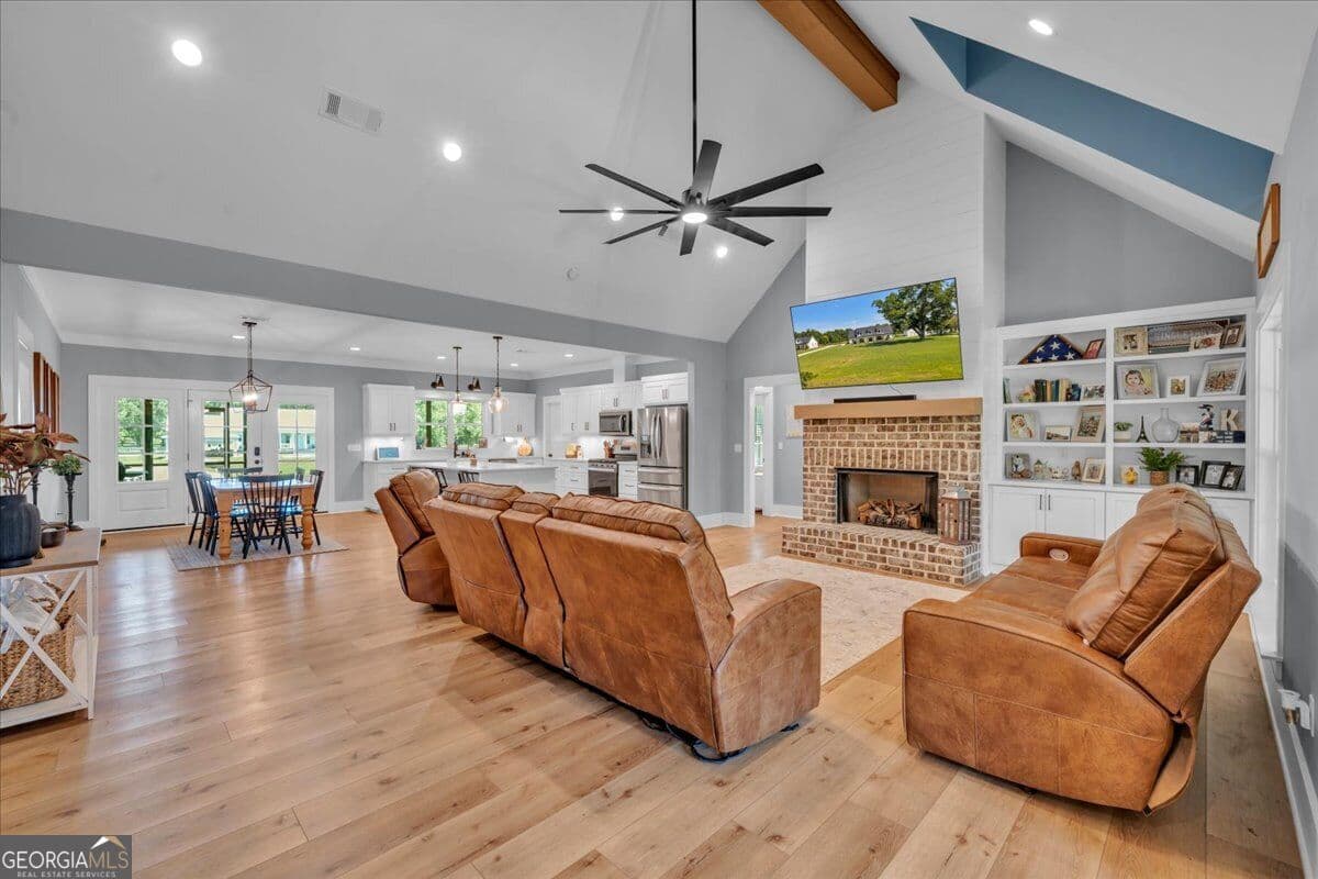 4 bedroom, 3 bathroom, 3,111 sq ft single family residence for sale at 113 Rose Lane, Cobb, GA 31735 — photo 4