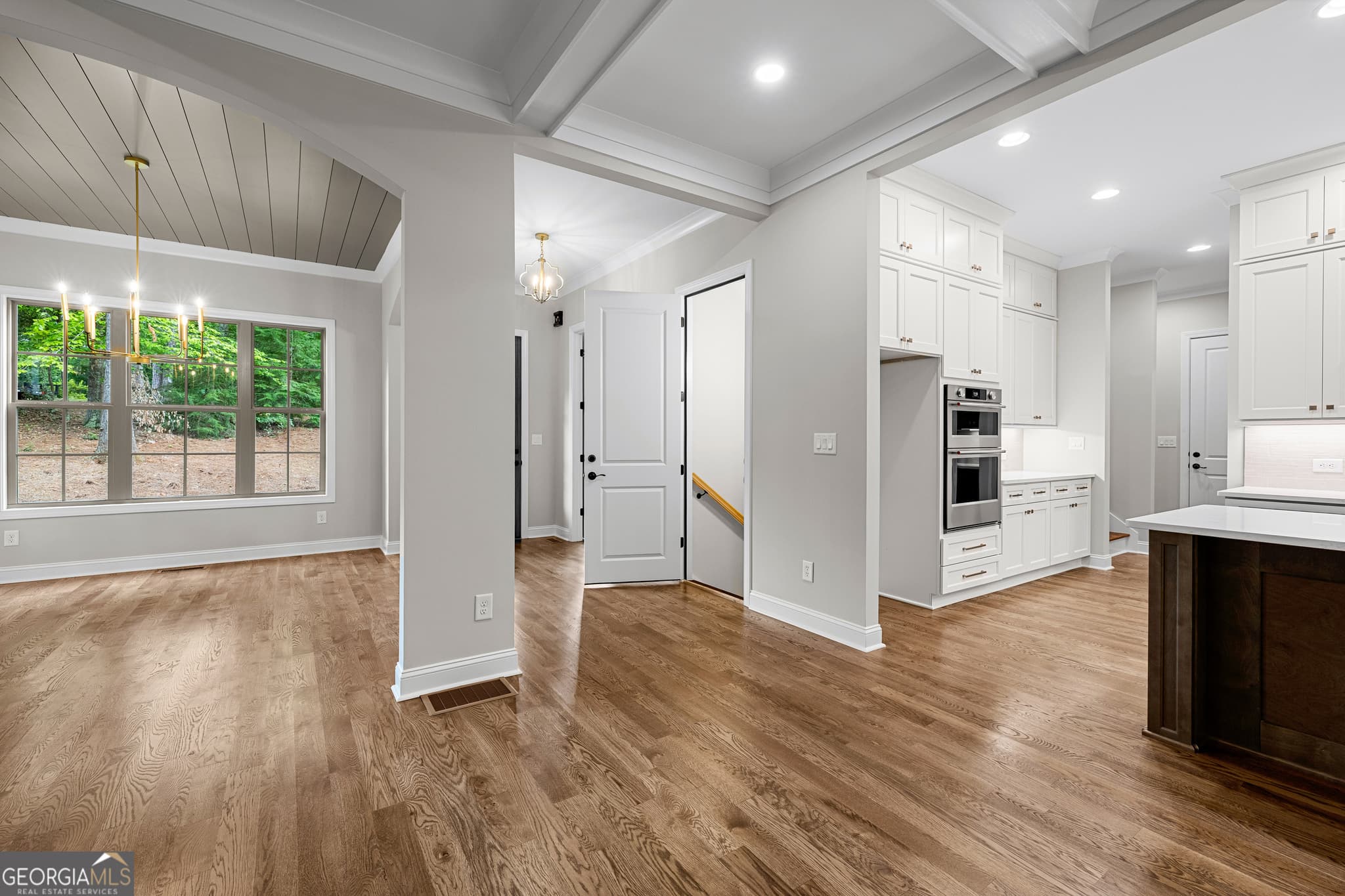 4 bedroom, 3.5 bathroom, 2,835 sq ft single family residence for sale at 118 Sunny Point Circle, Lagrange, GA 30240 — photo 7
