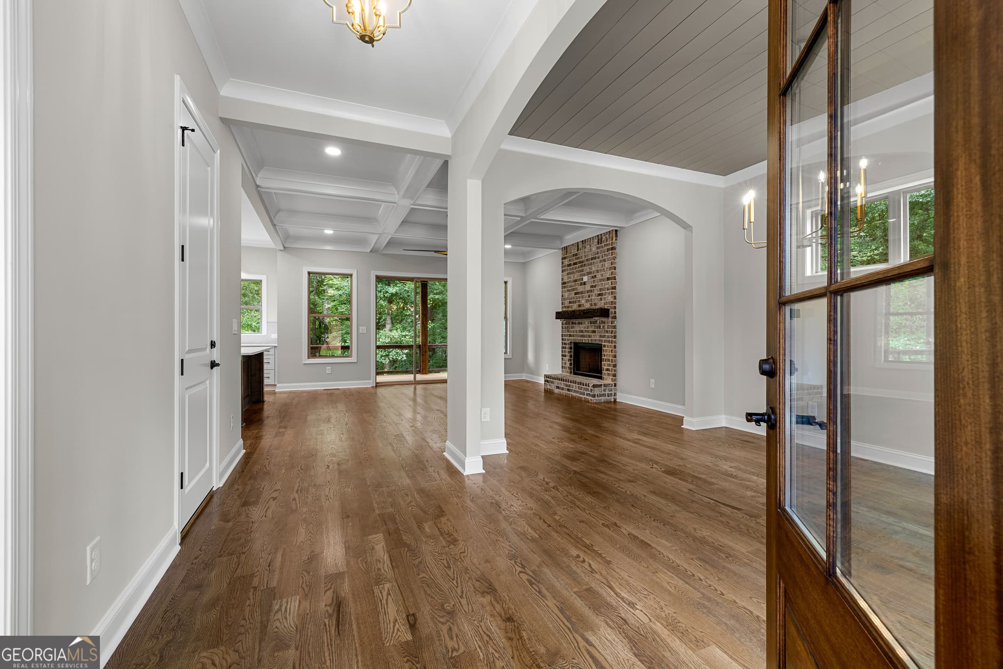 4 bedroom, 3.5 bathroom, 2,835 sq ft single family residence for sale at 118 Sunny Point Circle, Lagrange, GA 30240 — photo 3