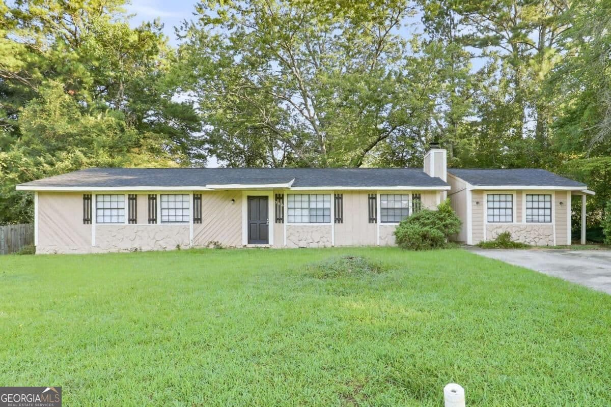 3 bedroom, 2 bathroom single family residence for rent at 596 Crestmont Court, Jonesboro, GA 30238 for $1,570 a month — photo 1 of 1