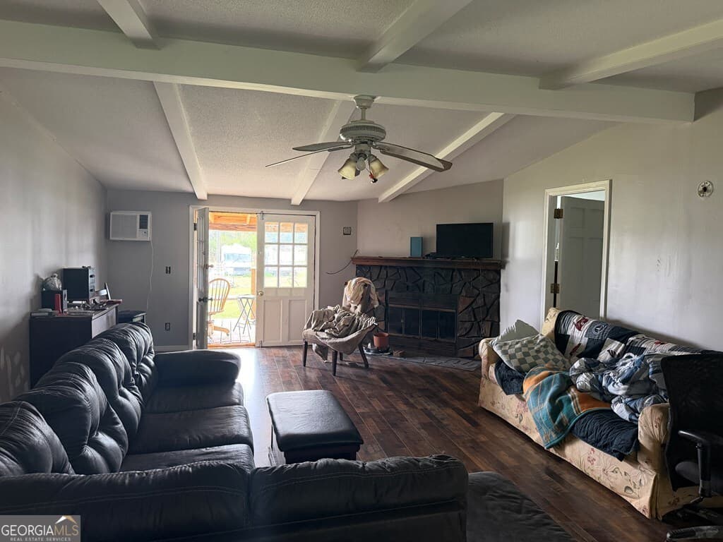 3 bedroom, 2 bathroom, 1,568 sq ft manufactured home,single family residence for sale at 6022 Jenkins Road, Albany, GA 31705 — photo 6