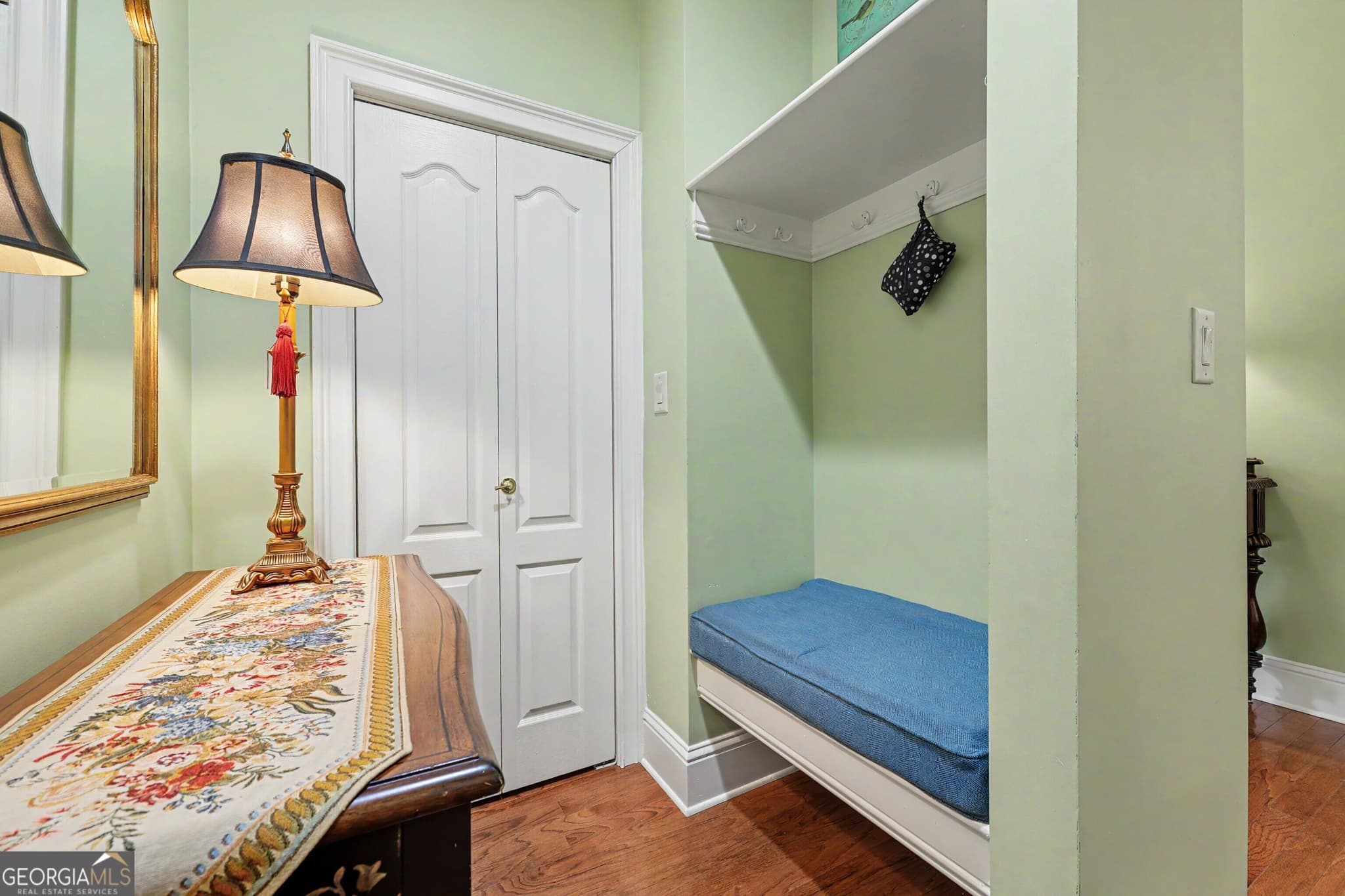 4 bedroom, 3 bathroom, 3,130 sq ft single family residence for sale at 272 Glen Lake Drive, Hoschton, GA 30548 — photo 4