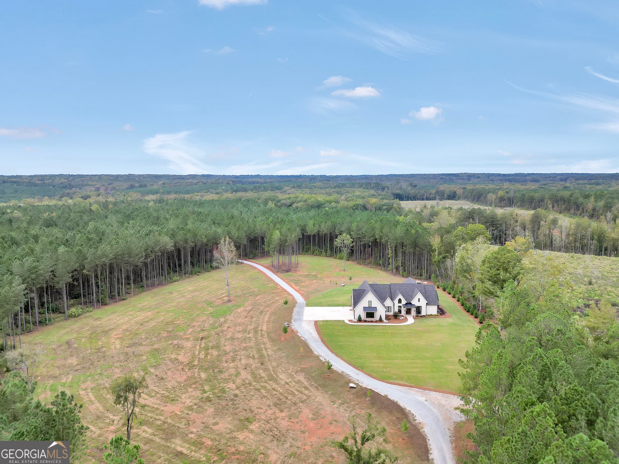 5 bedroom, 5 bathroom, 5,430 sq ft single family residence for sale at 5700 Goolsby Road, Monticello, GA 31064 — photo 3