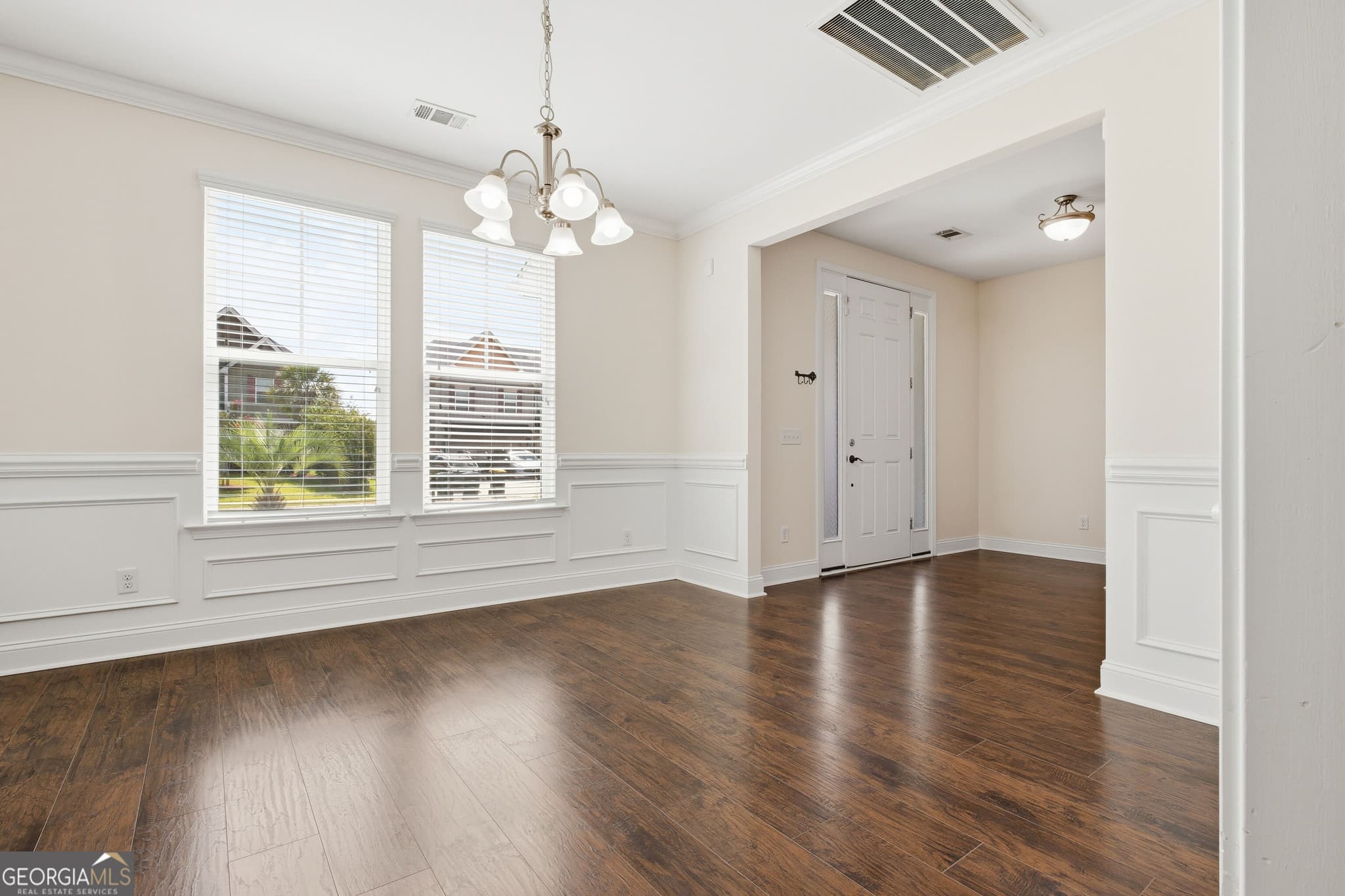 4 bedroom, 3.5 bathroom, 3,506 sq ft single family residence for sale at 105 Grimsby Road, Savannah, GA 31407 — photo 3