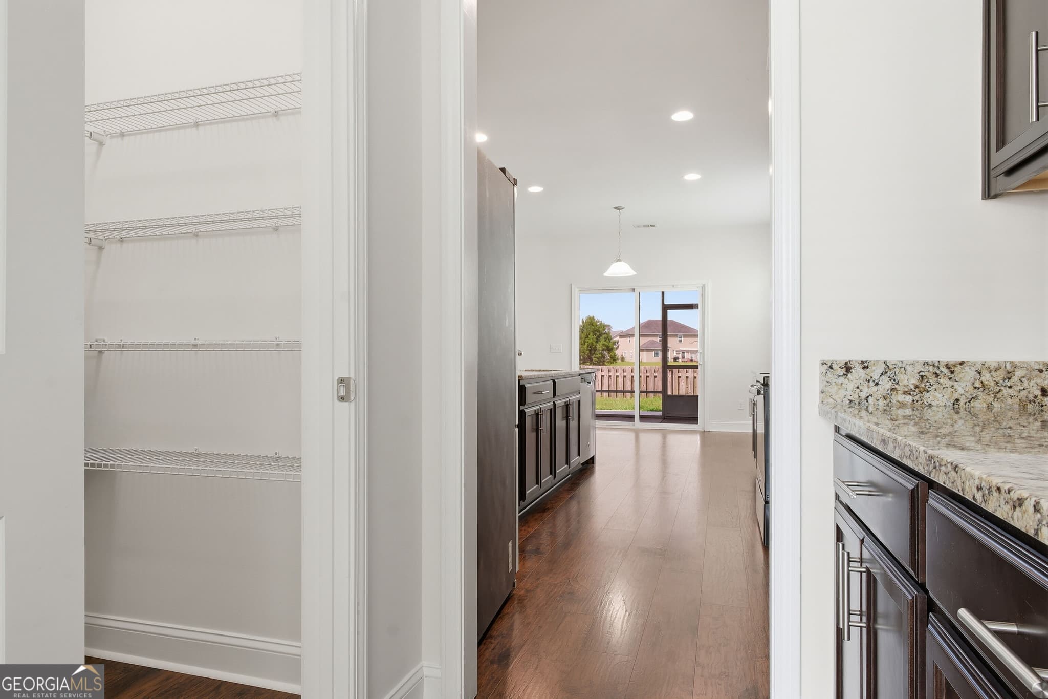 4 bedroom, 3.5 bathroom, 3,506 sq ft single family residence for sale at 105 Grimsby Road, Savannah, GA 31407 — photo 10