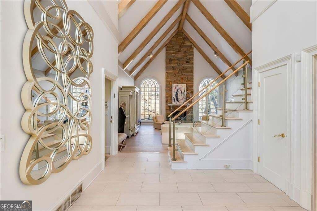 5 bedroom, 4.5 bathroom, 5,561 sq ft single family residence for sale at 325 Riverhall Court, Sandy Springs, GA 30350 — photo 6