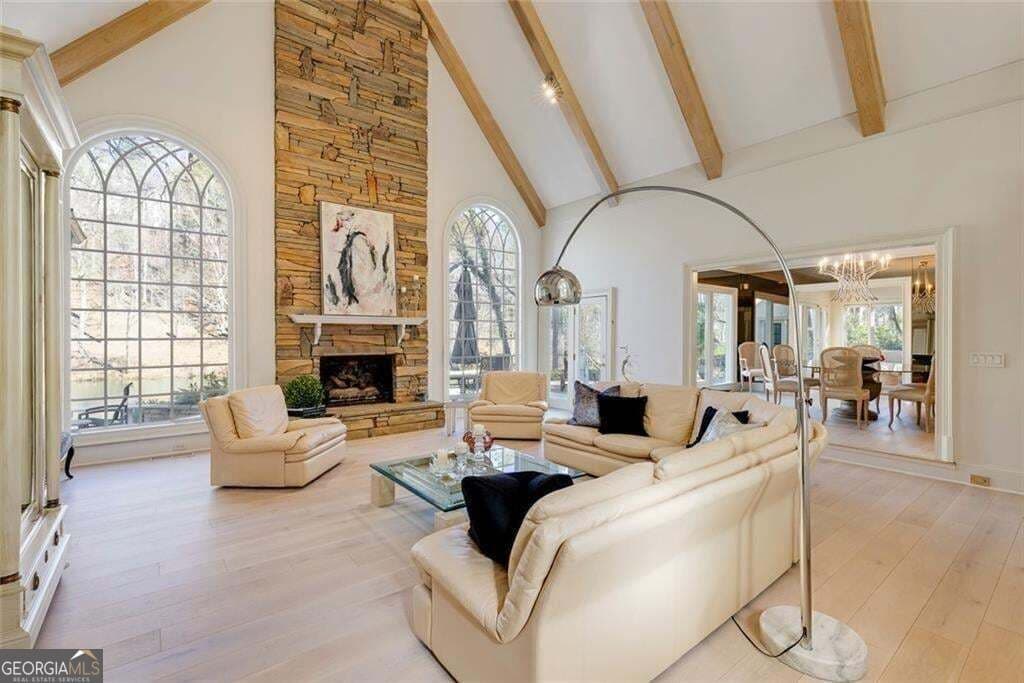 5 bedroom, 4.5 bathroom, 5,561 sq ft single family residence for sale at 325 Riverhall Court, Sandy Springs, GA 30350 — photo 9