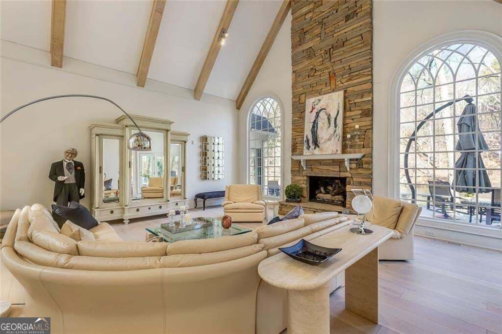 5 bedroom, 4.5 bathroom, 5,561 sq ft single family residence for sale at 325 Riverhall Court, Sandy Springs, GA 30350 — photo 10