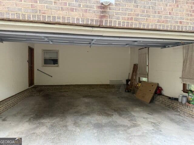 3 bedroom, 2 bathroom, 4,372 sq ft single family residence for sale at 125 Brogdon Road, Fayetteville, GA 30214 — photo 6