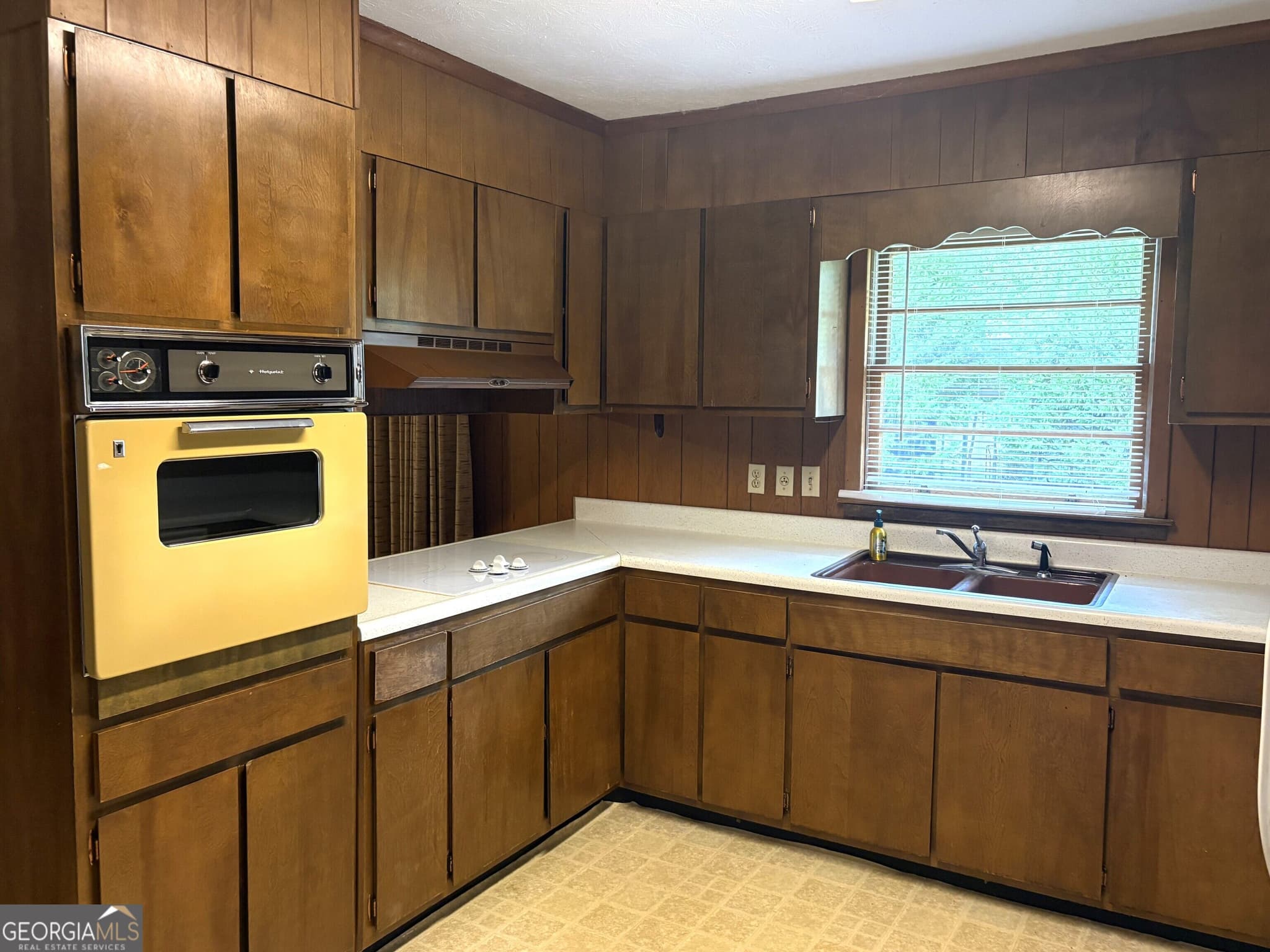 4 bedroom, 2 bathroom, 2,654 sq ft single family residence for sale at 212 Clairmont Drive, Dublin, GA 31021 — photo 7