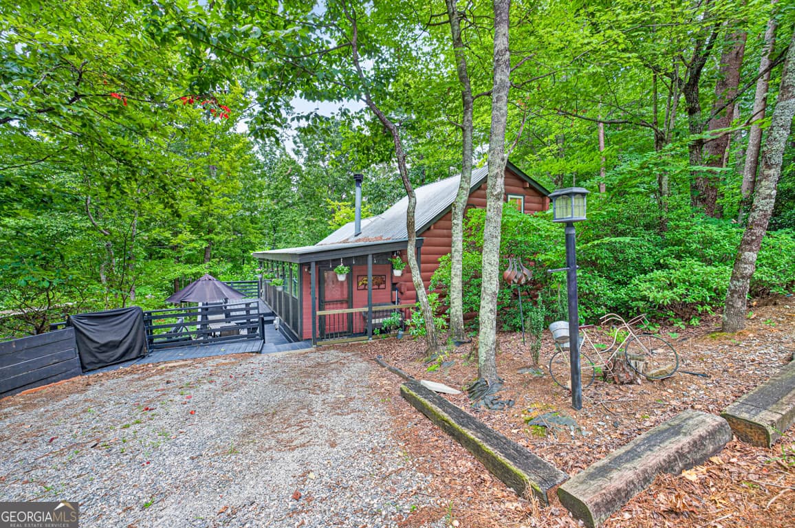 3 bedroom, 2 bathroom, 1,170 sq ft cabin,single family residence for sale at 249 Monroe Ridge Road, Sautee Nacoochee, GA 30571 — photo 2